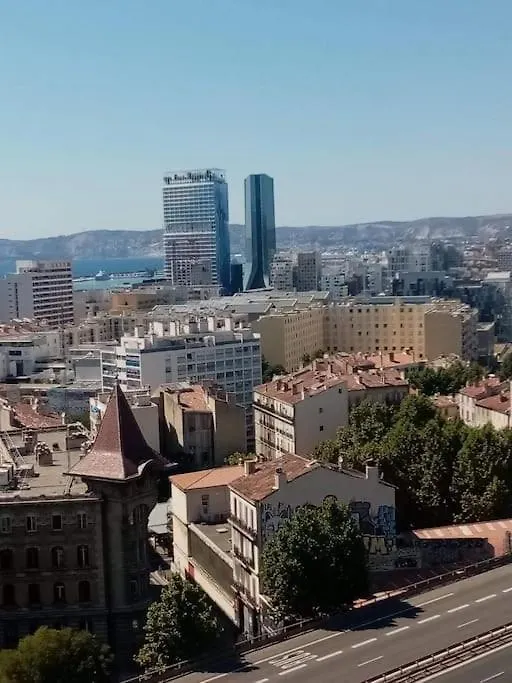 Apartment Appartement T4 A Deux Pas De La Gare St Charles Marseille