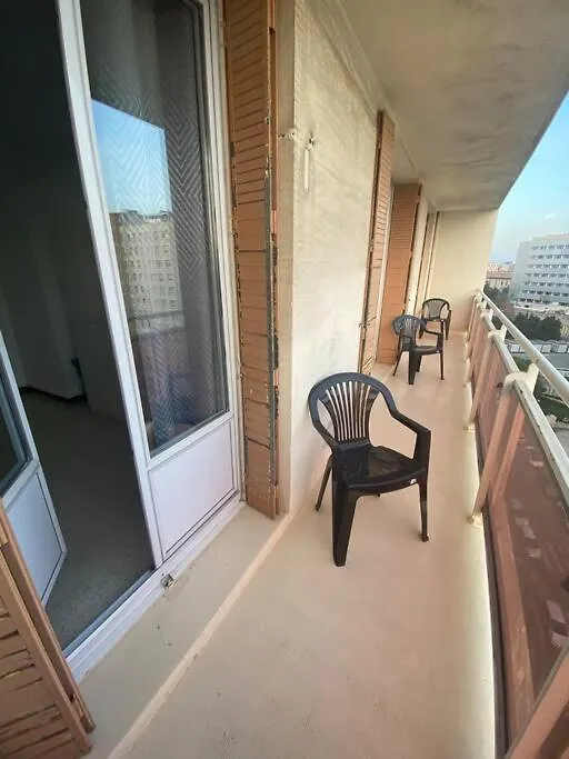 Appartement T4 A Deux Pas De La Gare St Charles Marseille 0*,  France